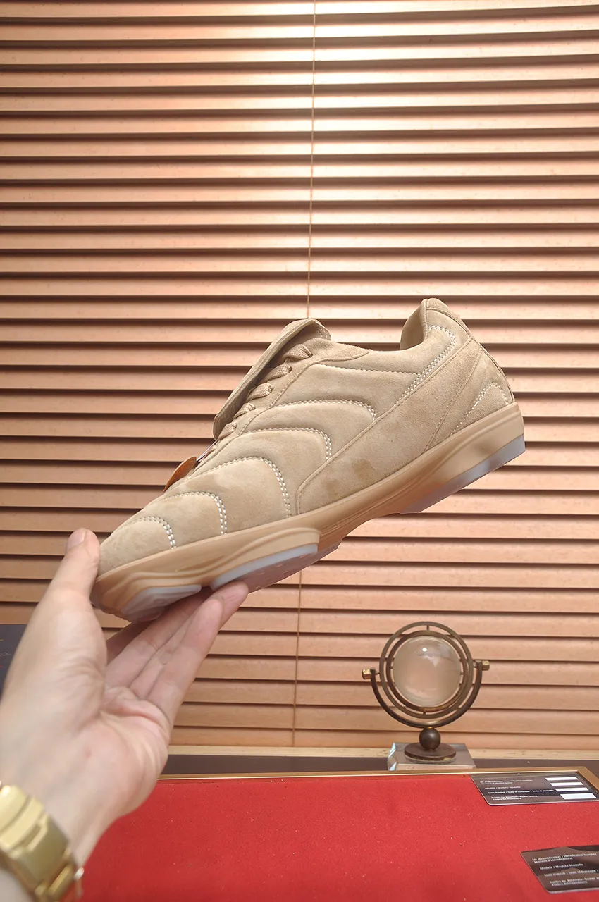 Men's shoes 💰680💶[LOUIS VUITTON] (original order) couple model 🍀LV Louis Vuitton * - top version of LV classic trendy shoes! Made of imported original cowhide, water-dyed cowhide lining, and original wear-resistant rubber outsole! High quality products! Size for women: 35-40. Men: 39-46 (45.46 customized)